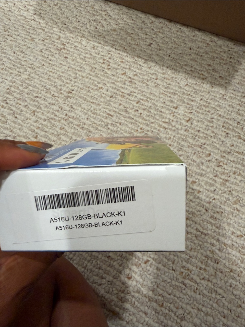 128GB Black Smartphone Box - White Packaging